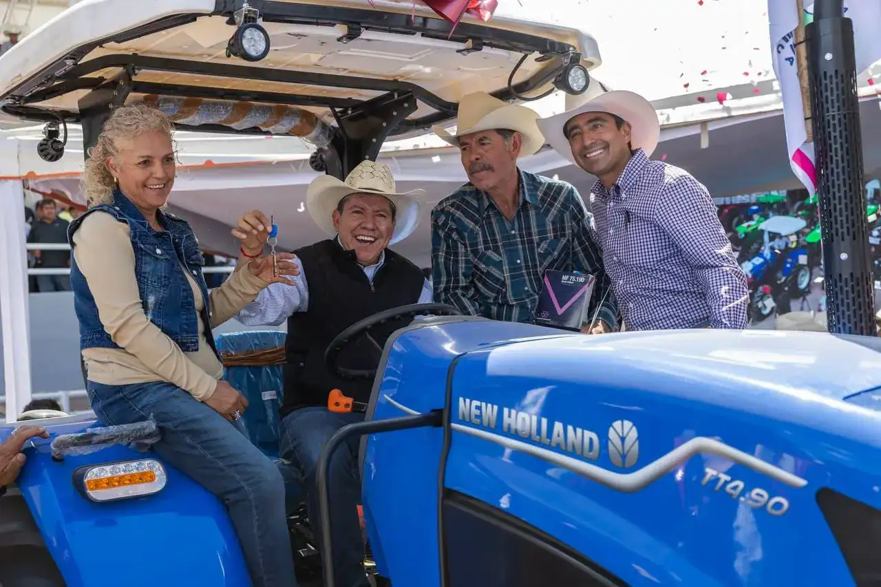 Gobernador David Monreal en inauguración de Expo Feria Agropecuaria en Guadalupe, Zacatecas.