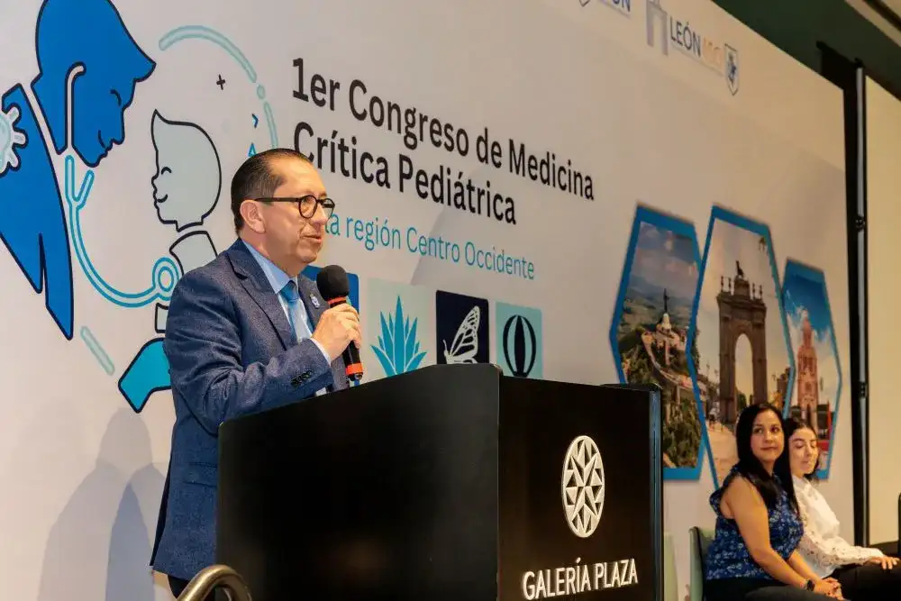 Secretario de Salud de Guanajuato en inauguración de congreso de medicina crítica pediátrica
