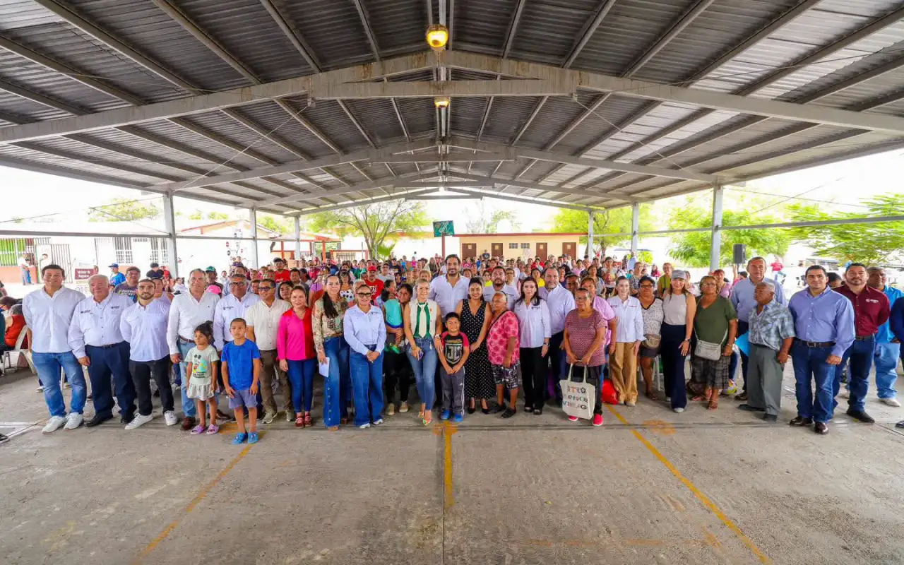Audiencia pública Día del Pueblo en escuela primaria de Reynosa