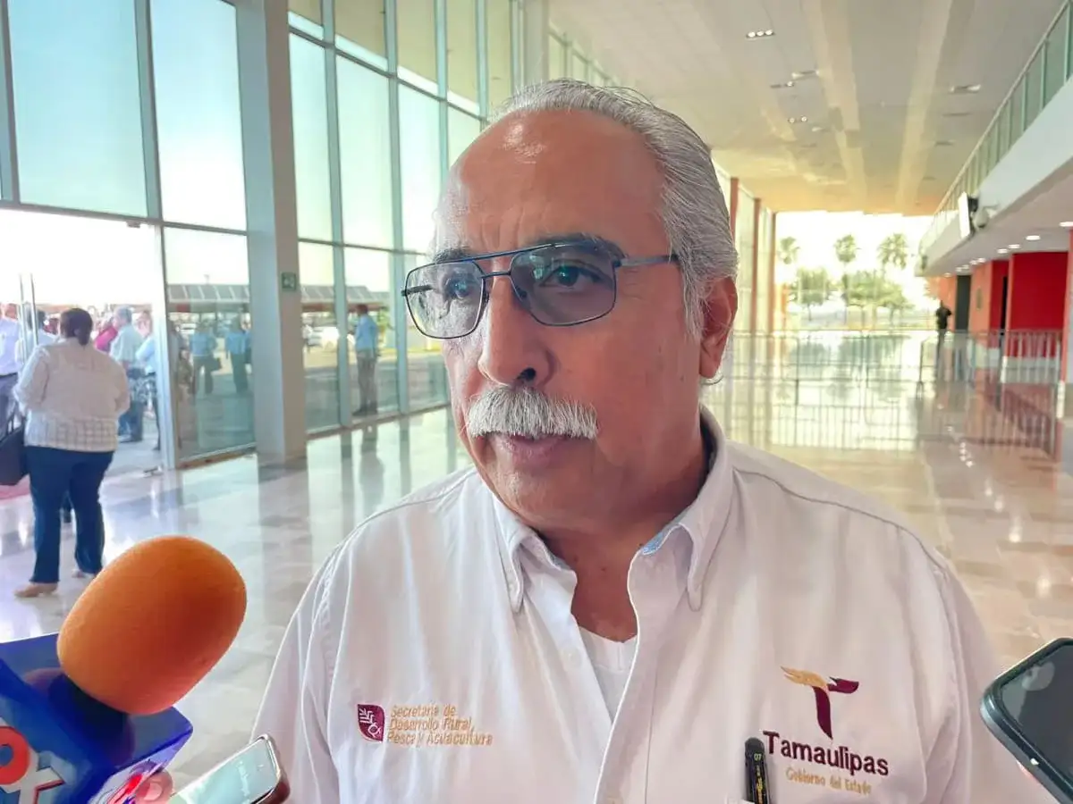 Brigada sanitaria revisa ganado en Tamaulipas