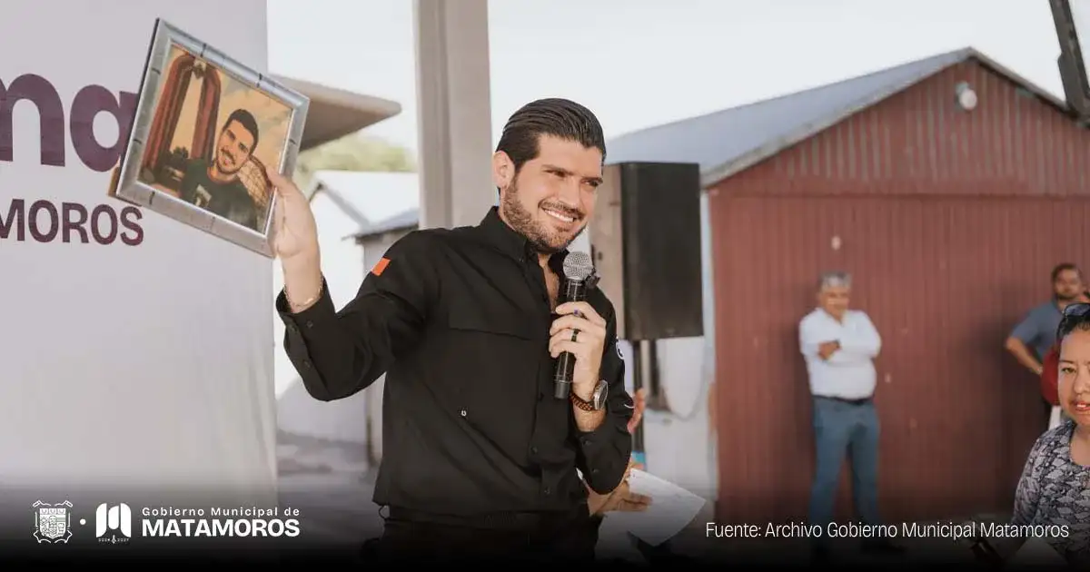 Personas reunidas en evento comunitario en Matamoros