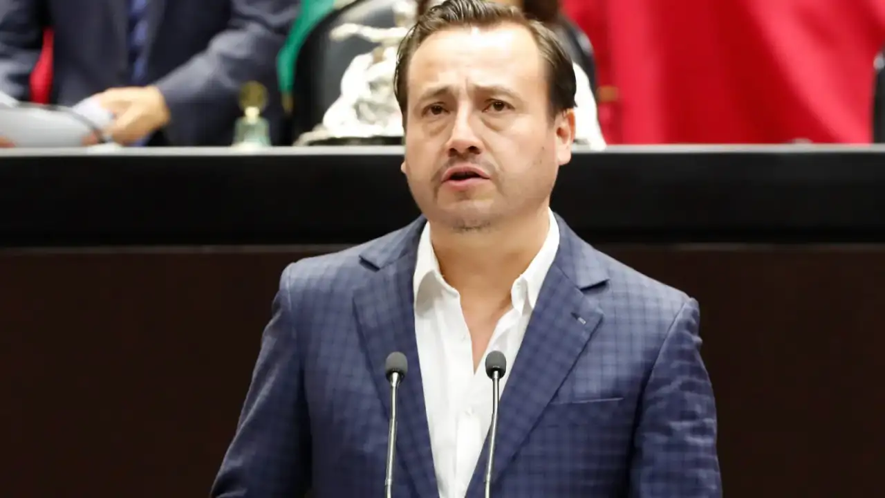 Diputado Carlos Mier Bañuelos presenta iniciativa de reforma al Código Penal Federal