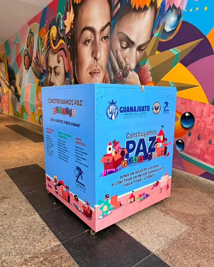 Puntos de acopio de juguetes en Plaza Mayor y Altacia en León, Guanajuato