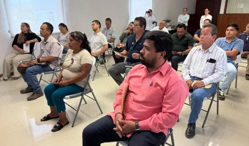 Trabajadores de COMAPA Victoria reciben capacitación práctica en uso de extintores