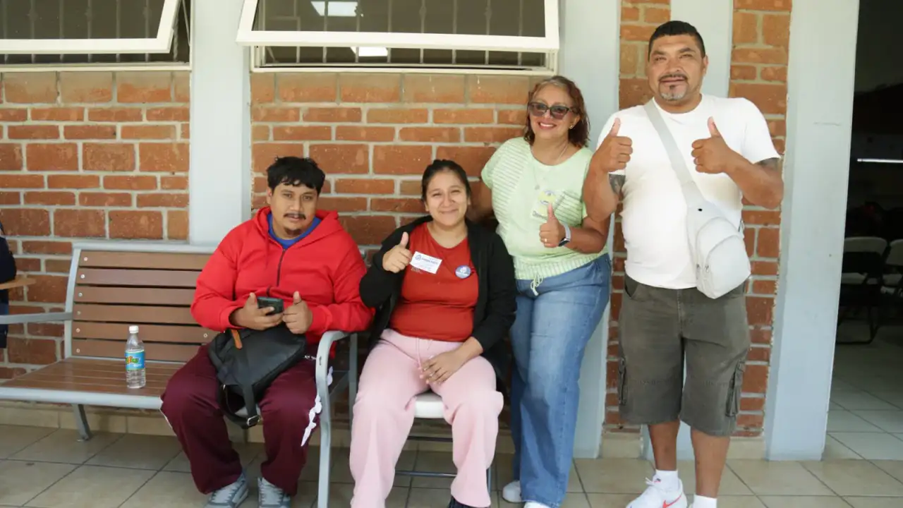 Personas durante el Taller Inicial del Emprendedor en Valle de Santiago