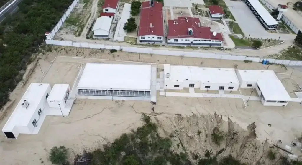Instalaciones en construcción del Centro de Atención para el Bienestar Animal en Los Cabos