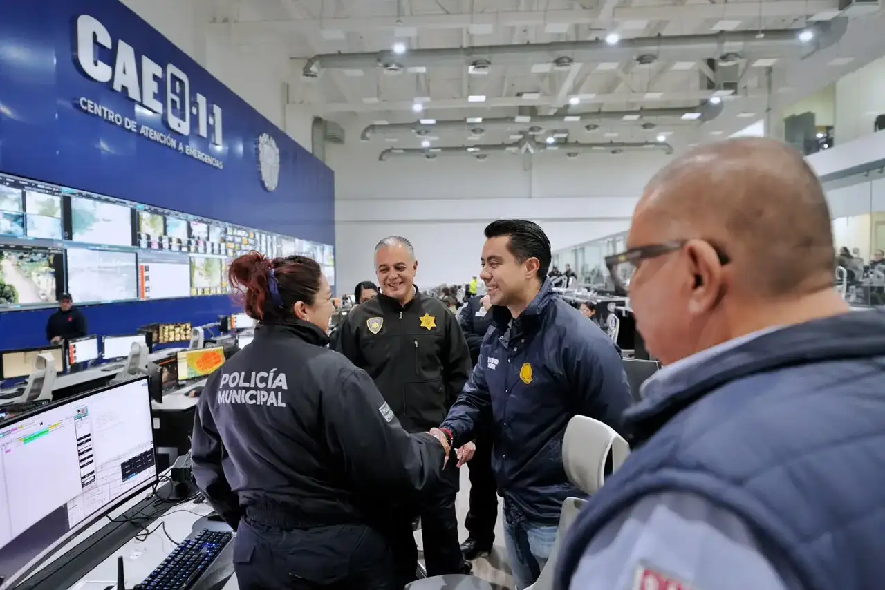 Recorrido de supervisión en el Centro de Atención de Emergencias de Querétaro