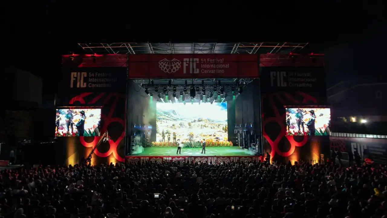 Público en un recinto cultural durante una actividad del Festival Internacional Cervantino