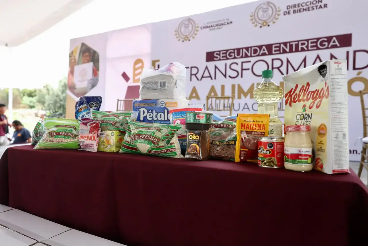 Canastas alimentarias del programa municipal en Chimalhuacán listas para entrega.