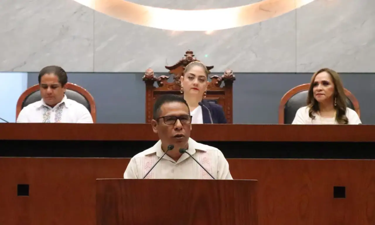Sesión del Primer Parlamento de Pueblos Indígenas y Afromexicanos en el Congreso de Guerrero
