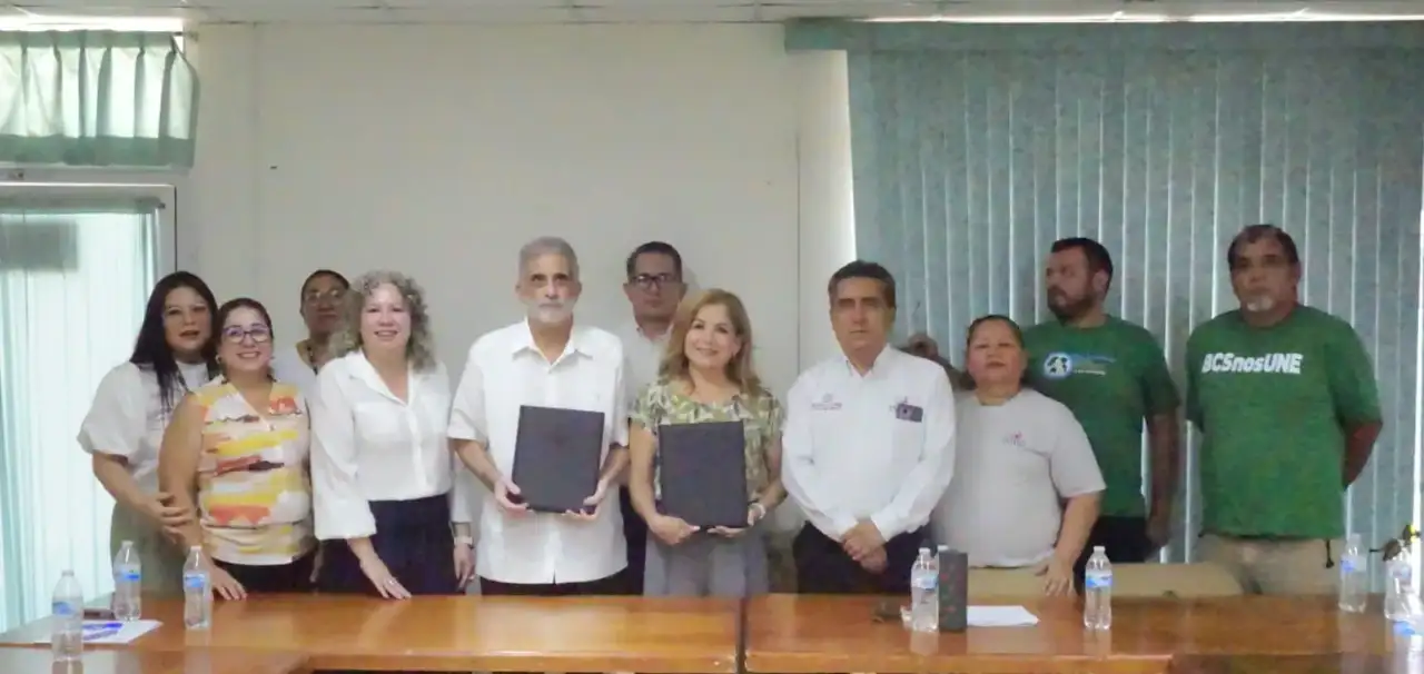 Firma de convenio entre autoridades educativas y de inclusión en Baja California Sur