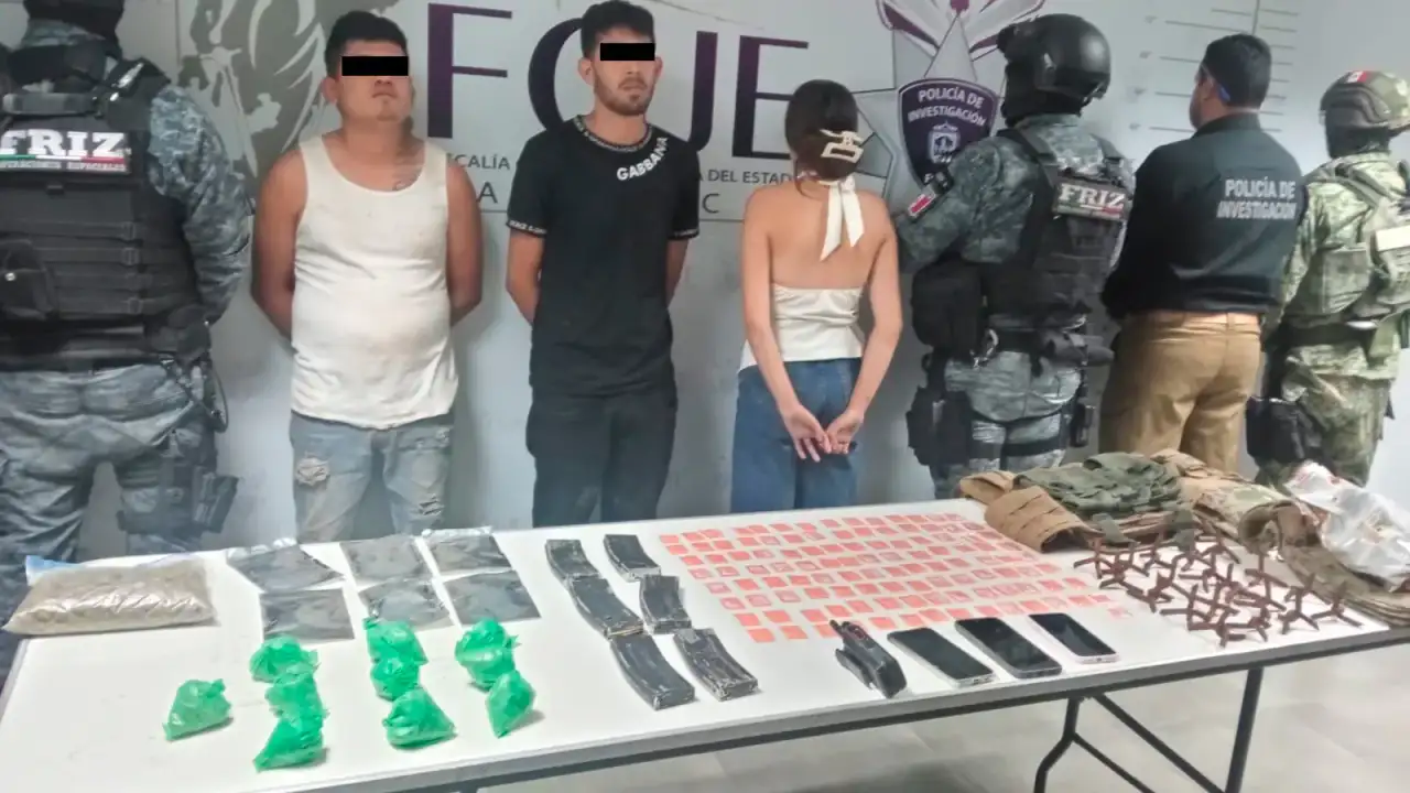 Tres detenidos y objetos asegurados en operativo en Fresnillo, Zacatecas