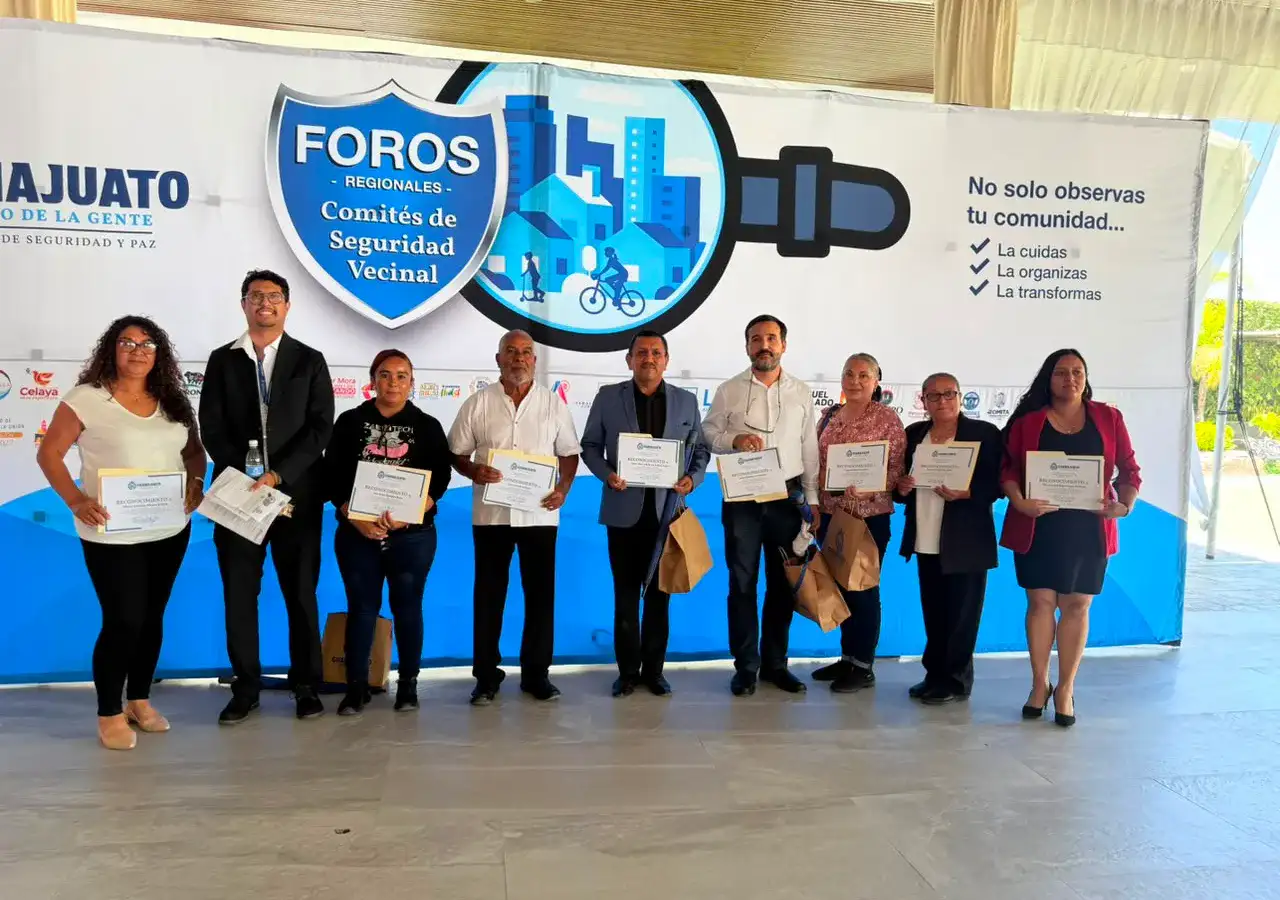 Representantes de comités vecinales reunidos en un foro de prevención en San José de Iturbide, Guanajuato