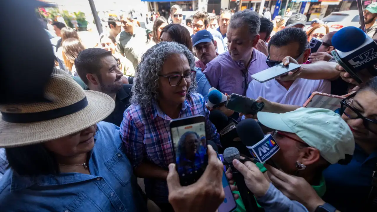 Gobernadora de Sinaloa durante gira de trabajo en Mazatlán