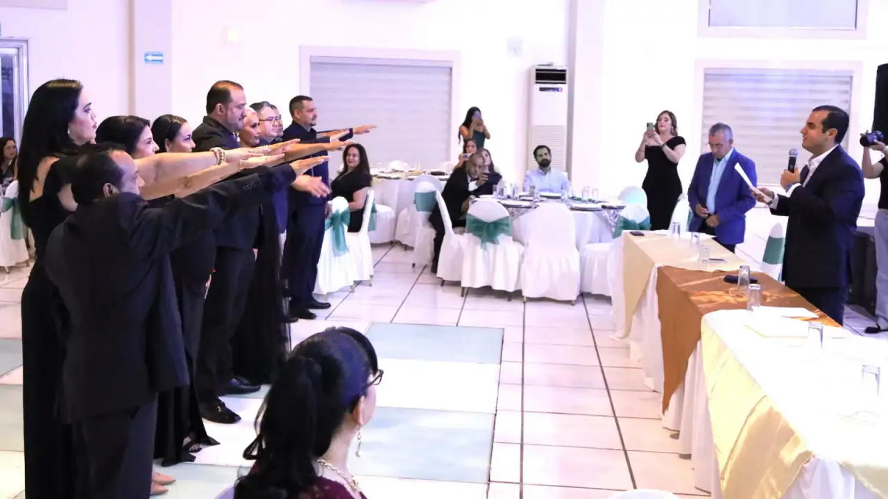Toma de protesta de la Mesa Directiva del Colegio de Abogados de Baja California Sur