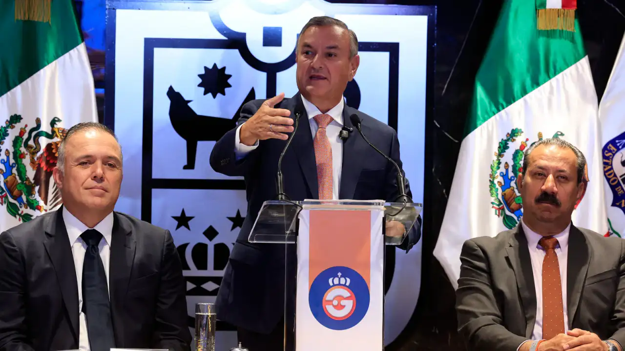 Sesión solemne de Cabildo en Guadalupe con autoridades municipales y estatales