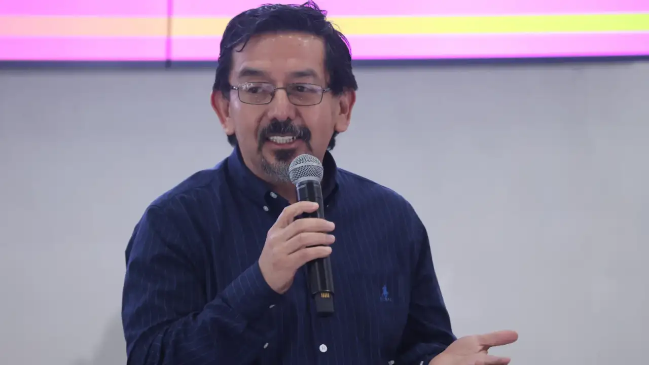 Consejero electoral durante el cierre del Encuentro de Saberes y Diversidades