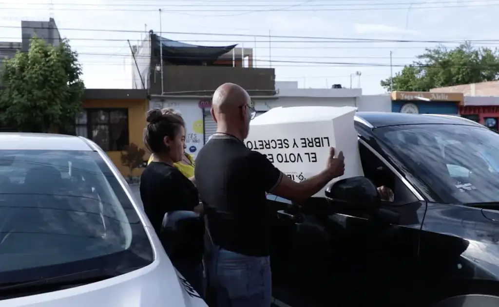 Sesión del Consejo General del INE durante la aprobación de acuerdos electorales