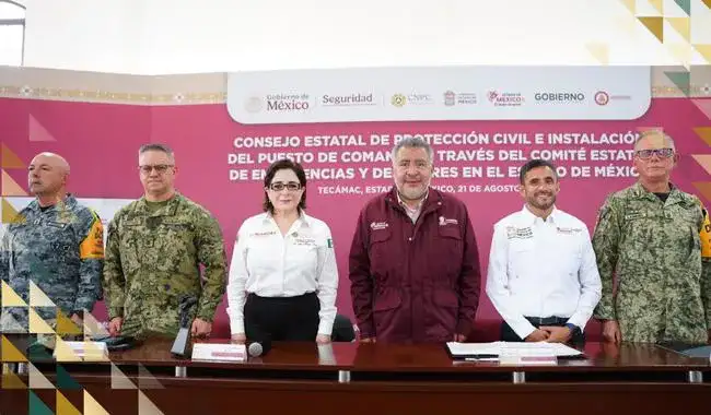 Reunión de autoridades de protección civil en el Estado de México