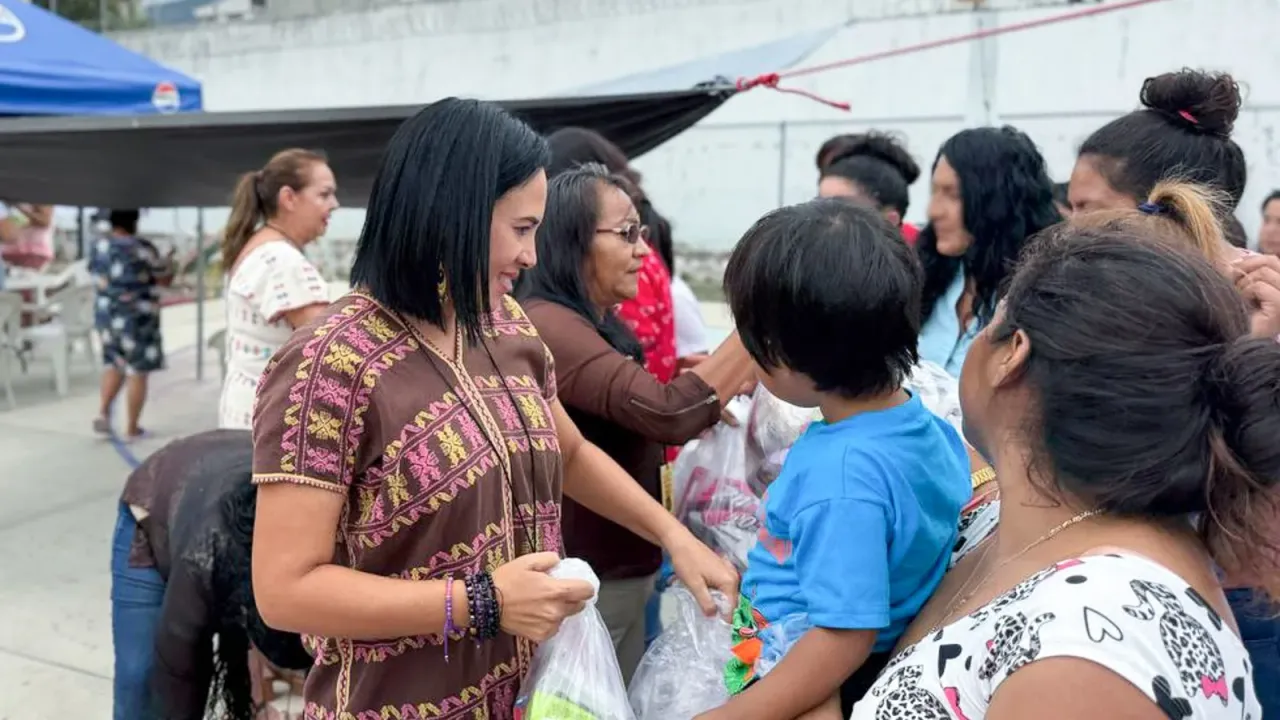 Mujeres reunidas en un taller dentro del CERESO de Chilpancingo