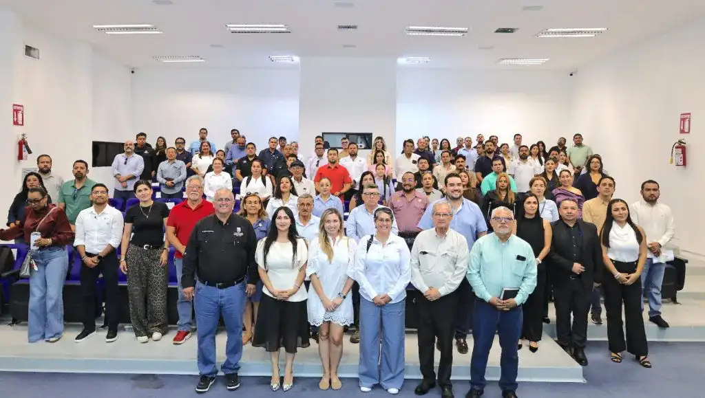 Reunión de evaluación del Plan Municipal de Desarrollo de Los Cabos