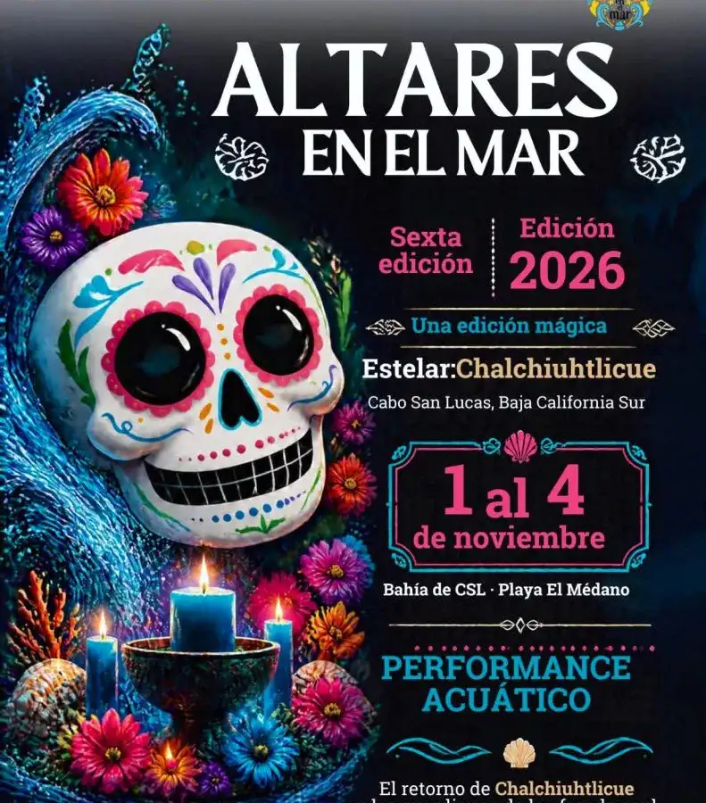 Embarcaciones decoradas en la bahía de Cabo San Lucas durante un festival náutico