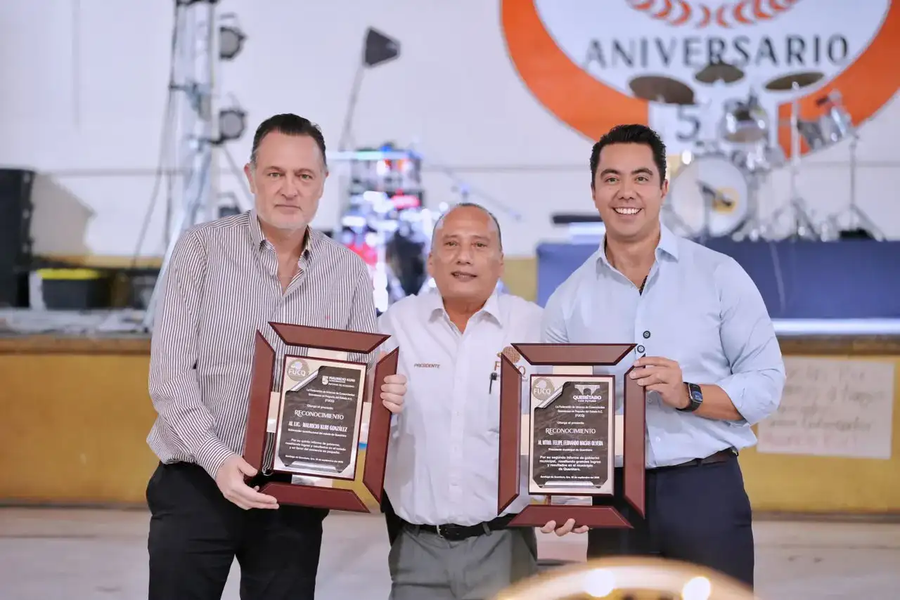 Comerciantes y tianguistas durante un evento en Querétaro