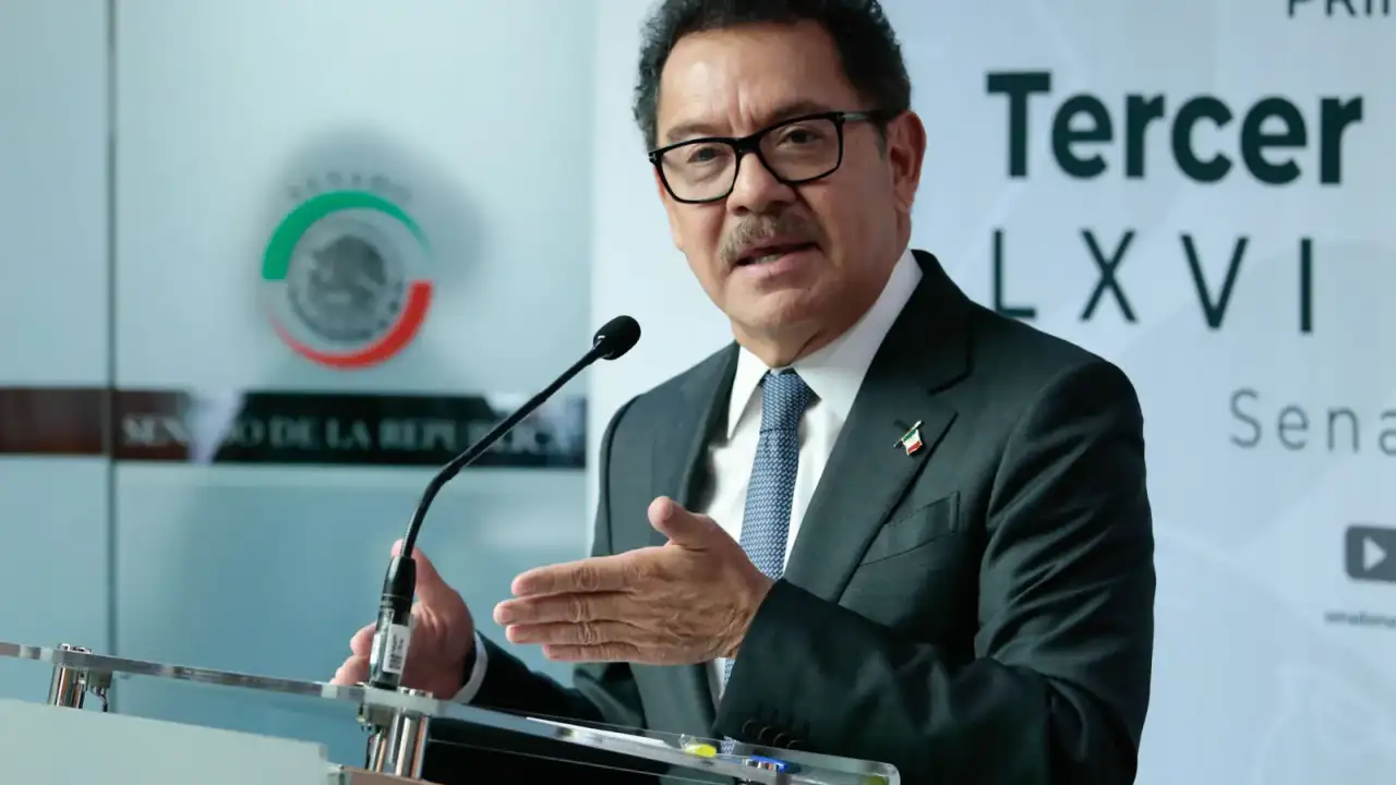 Senador Ignacio Mier durante una sesión en el Senado de la República