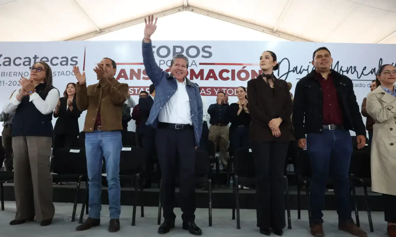 Personas reunidas en un foro ciudadano en Guadalupe, Zacatecas