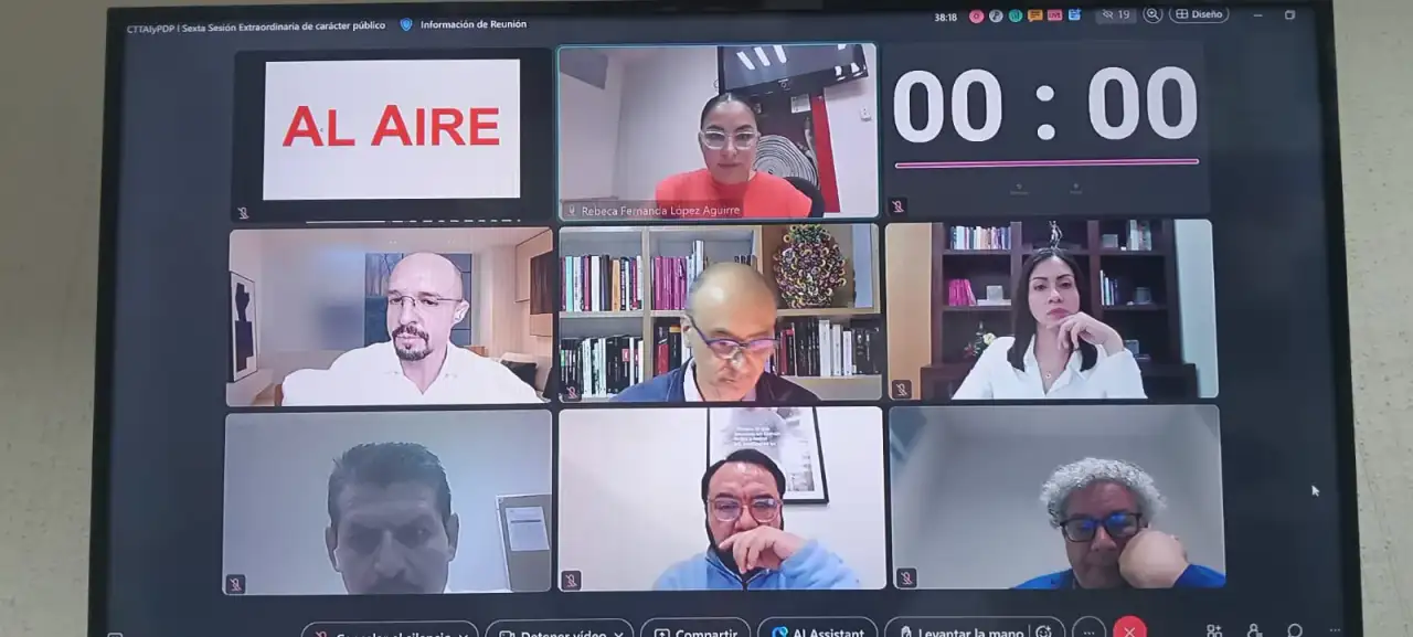 Reunión de la Comisión de Transparencia del INE con consejeros y representantes partidistas