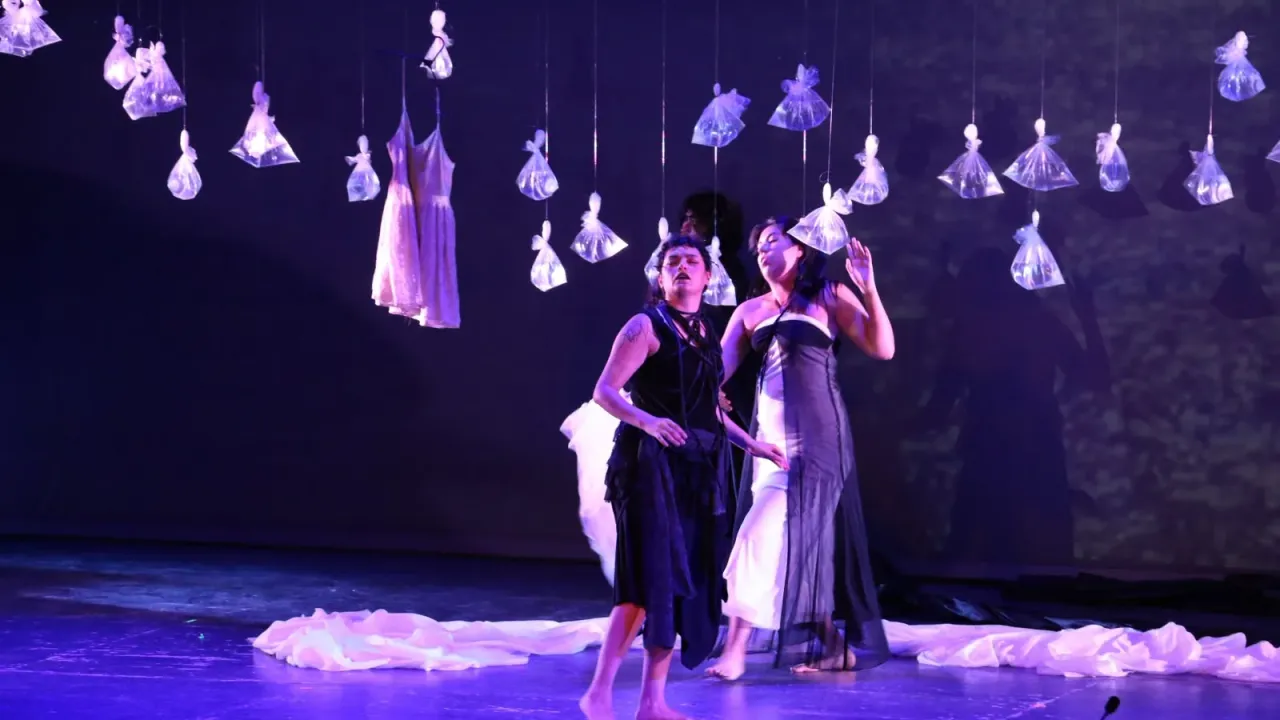 Escenario del Teatro Ramón López Velarde durante la Muestra Estatal de Teatro 2026