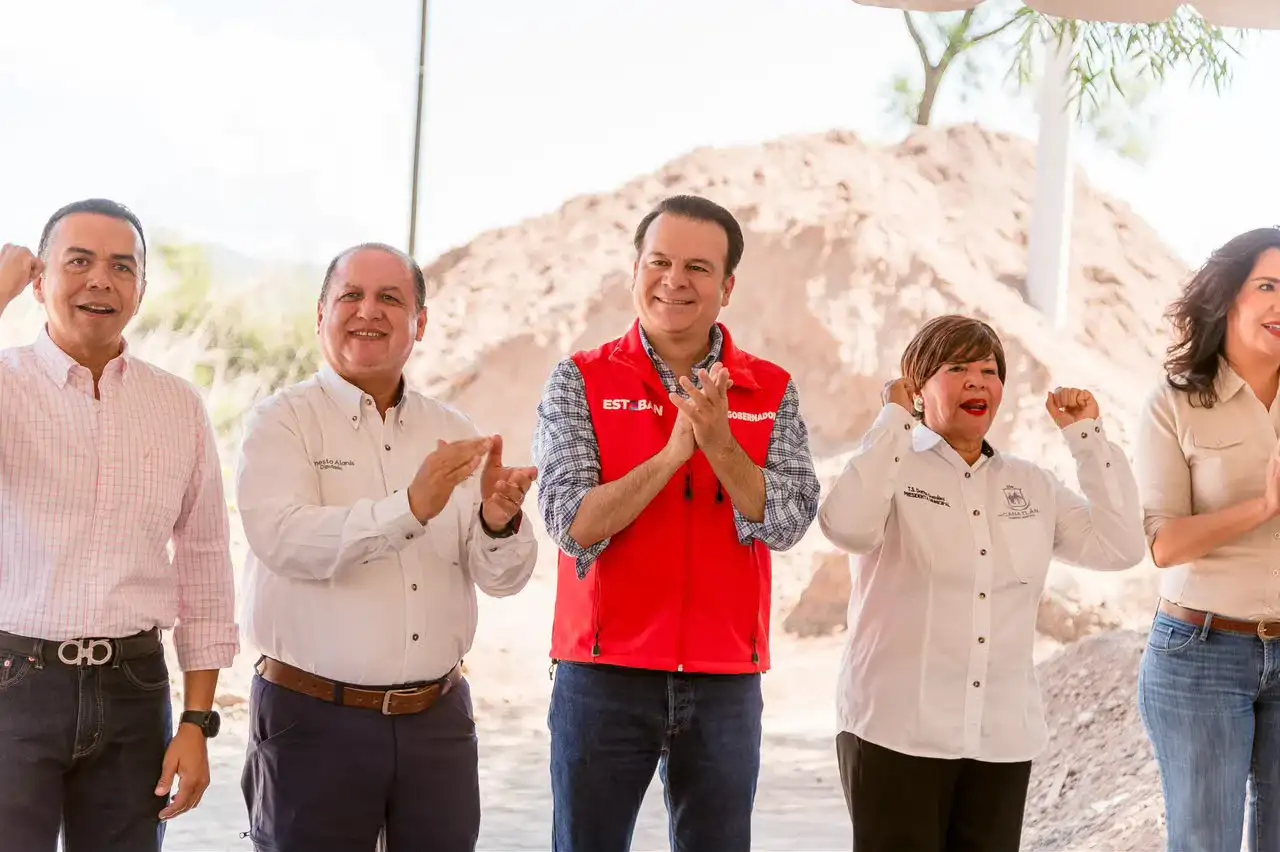 Autoridades estatales y municipales supervisan obra de colector pluvial en Canatlán