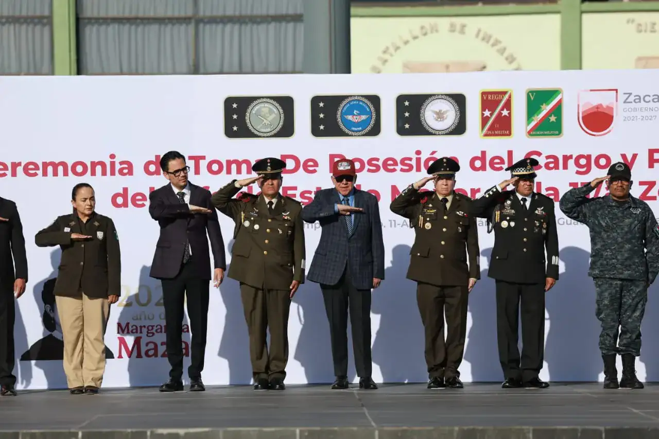 Ceremonia militar con autoridades en Guadalupe, Zacatecas