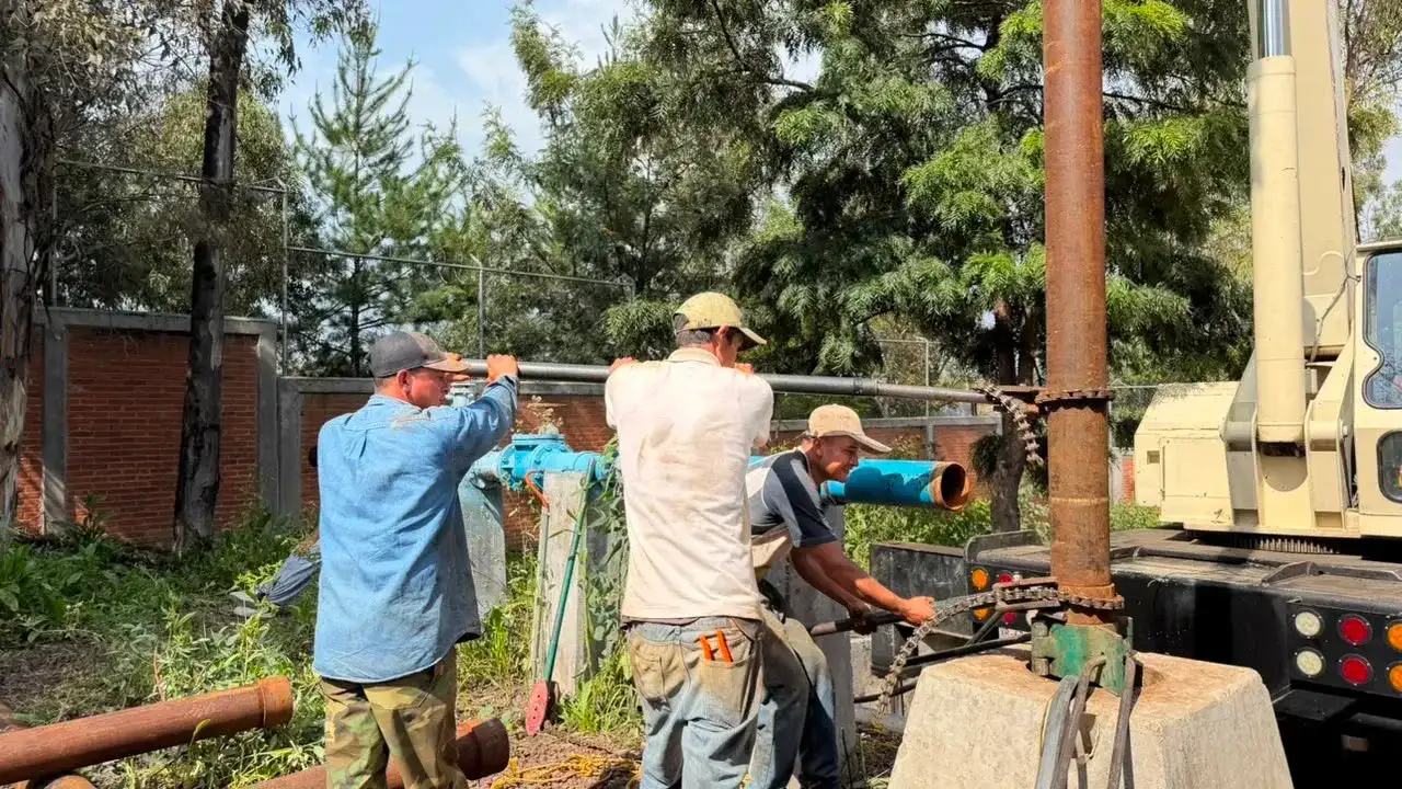 Pozo de agua potable en operación en Cuautitlán Izcalli, Estado de México.