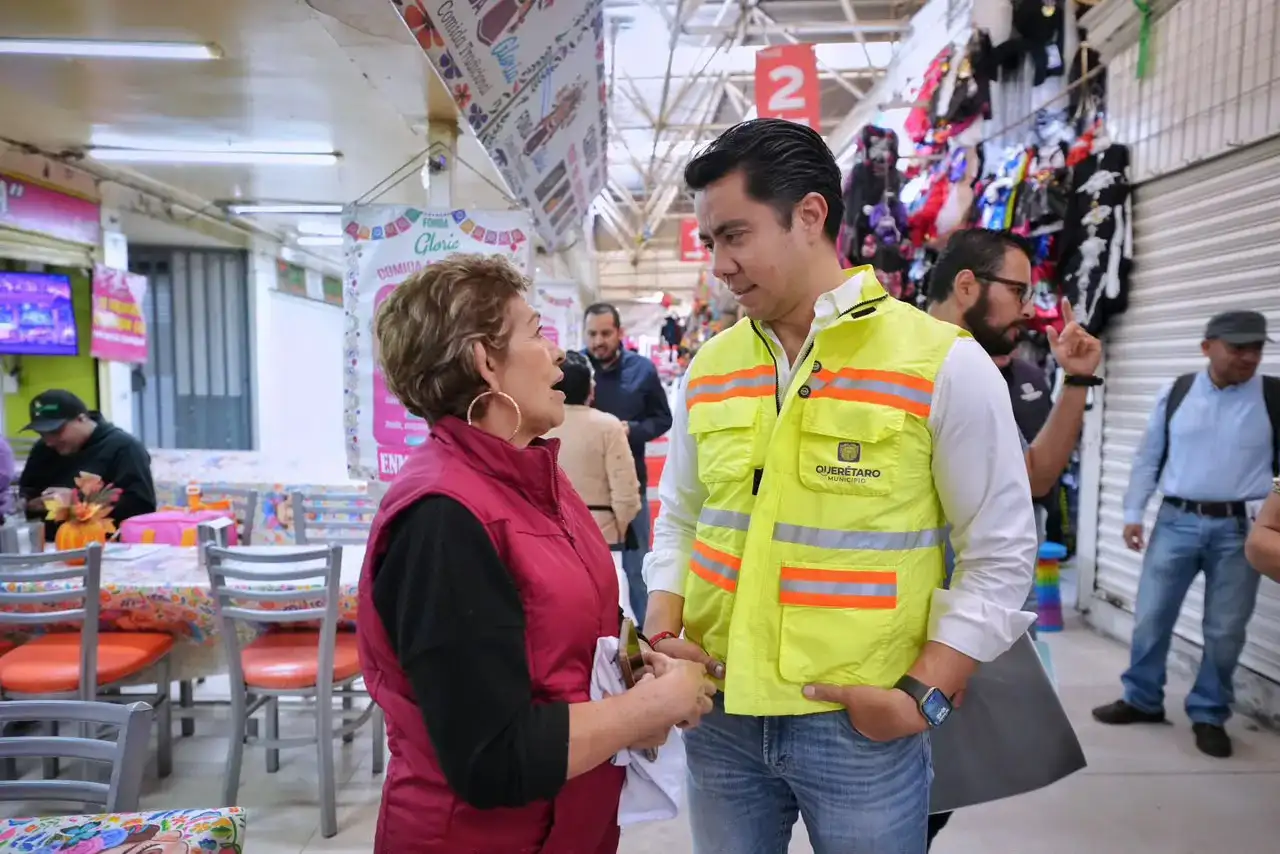Pasillo del mercado Escobedo durante los trabajos de rehabilitación