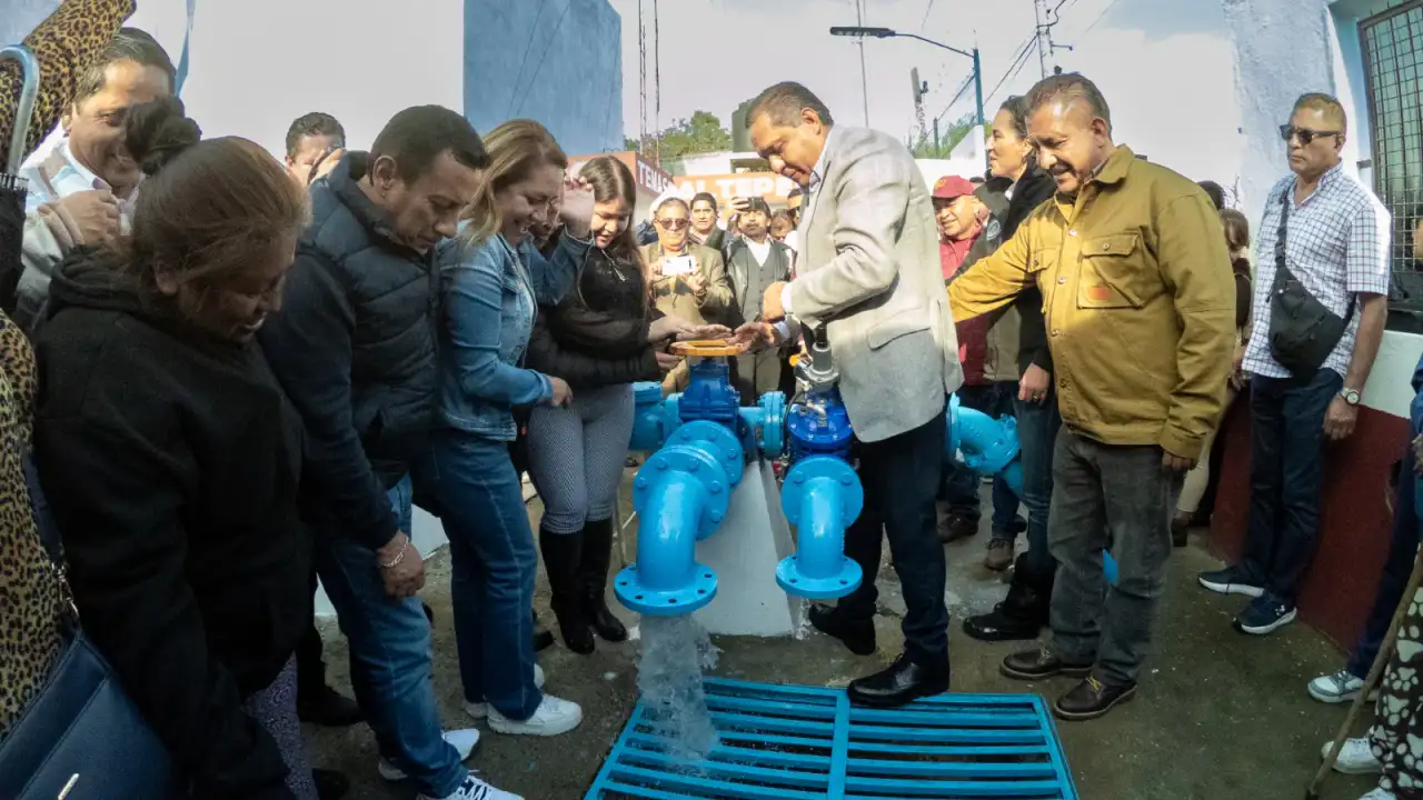 Pozo de agua rehabilitado en la colonia 8 Cedros en Toluca