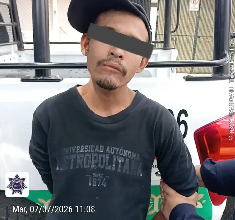 Patrulla de policía municipal en Fraccionamiento San Antonio, Cuautitlán Izcalli