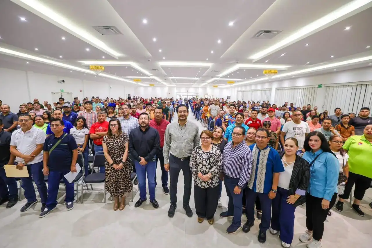 Trabajadores de maquiladoras durante un evento sindical en Reynosa