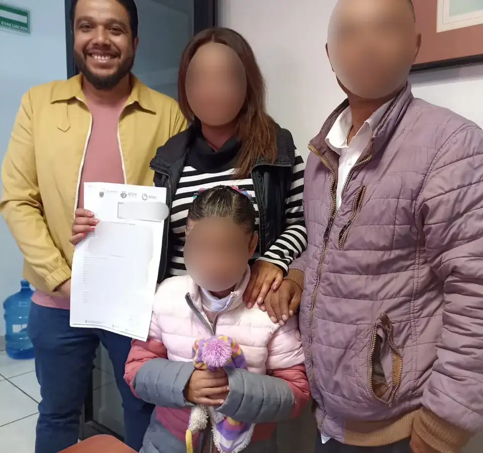 Personal del SEDIF durante un proceso de acompañamiento familiar en Zacatecas