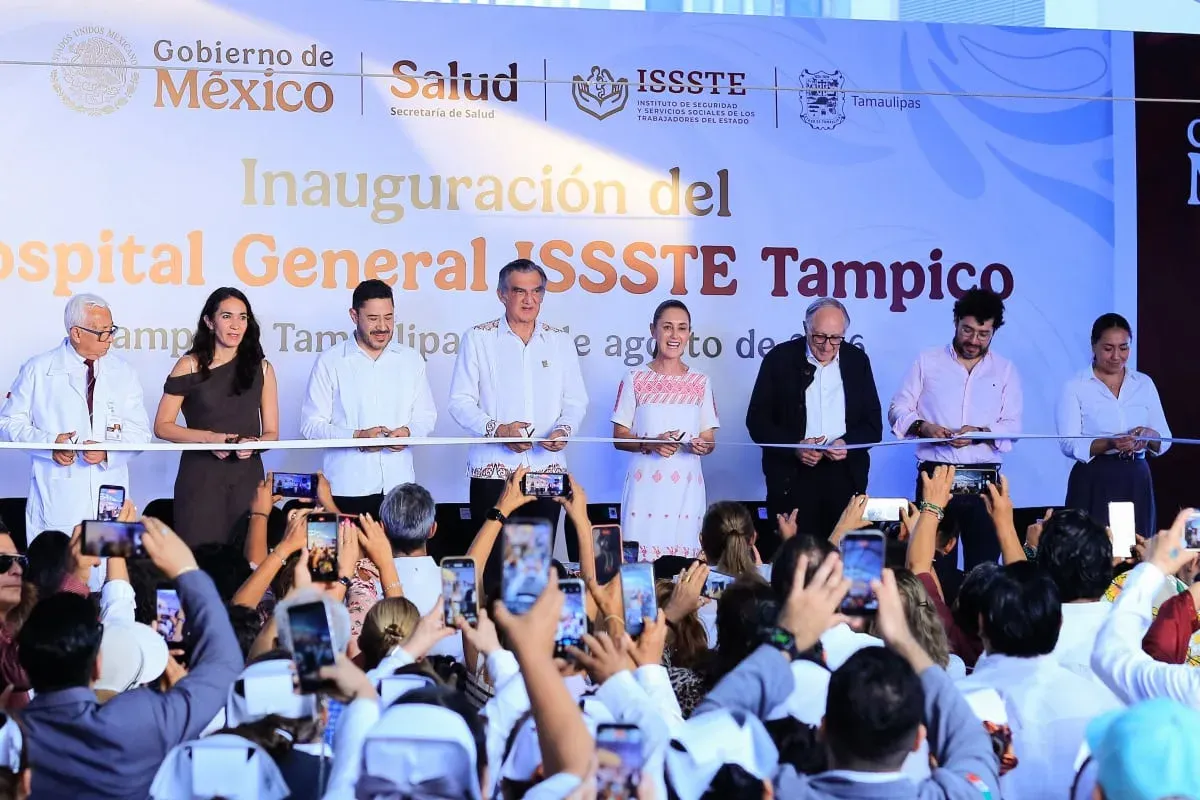 Inauguración del Hospital General del ISSSTE en Tampico con autoridades