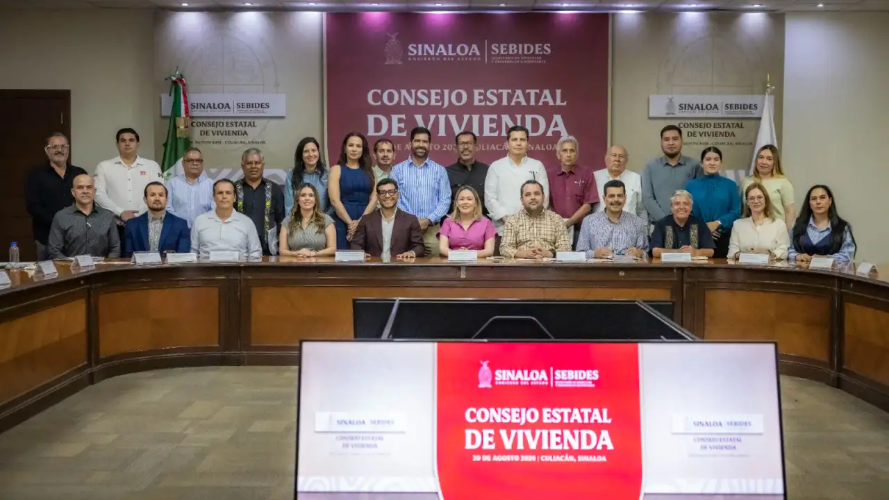 Sesión del Consejo Estatal de Vivienda en Sinaloa