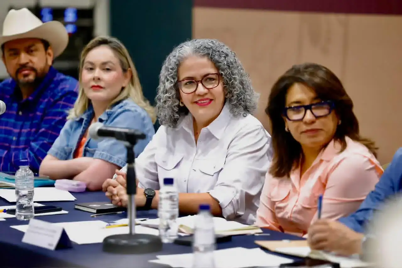 Productores de mango durante reunión de trabajo en Mazatlán, Sinaloa