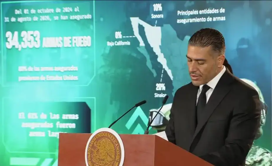 Conferencia de seguridad en Palacio Nacional con funcionarios federales