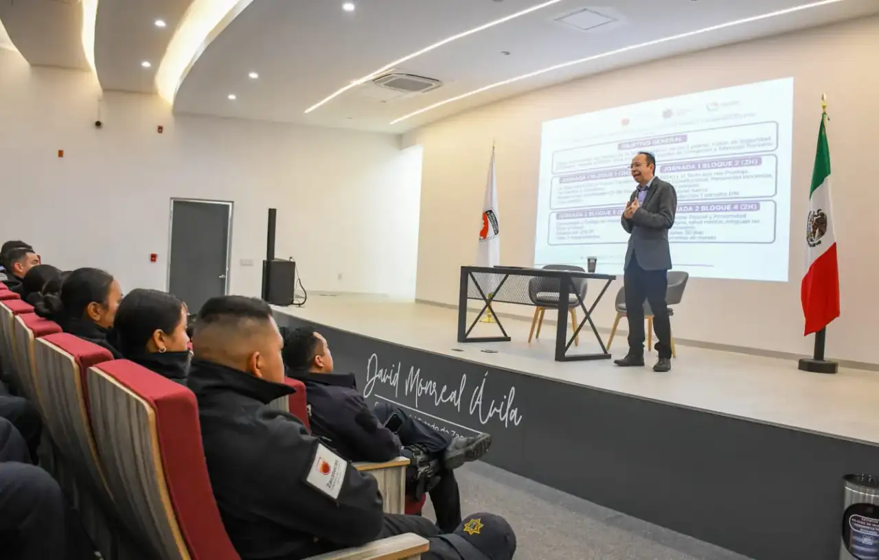 Elementos de seguridad pública durante una jornada de capacitación en Zacatecas