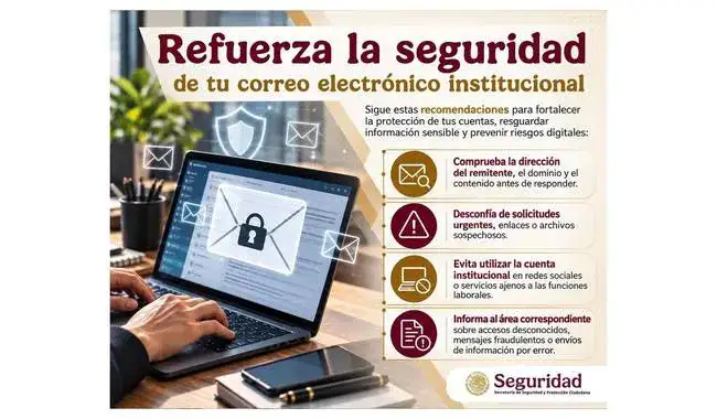Persona revisando un correo electrónico en una computadora de oficina