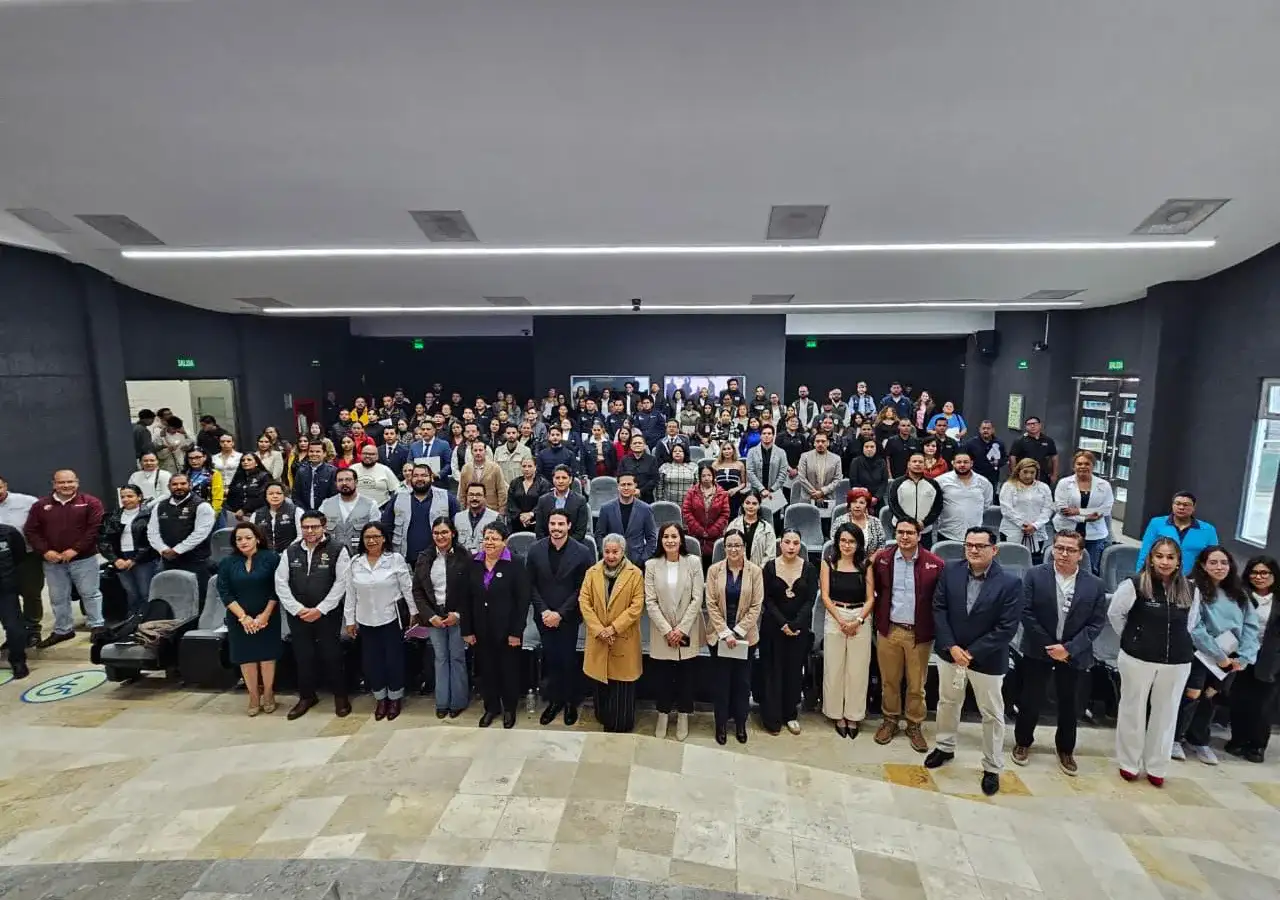 Personas durante la Jornada Estatal de Prevención del Suicidio en Zacatecas