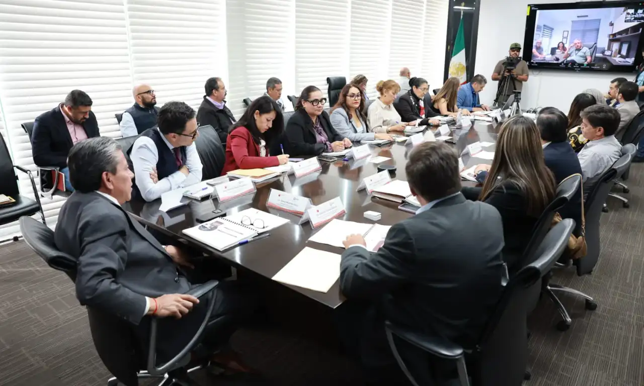 Sesión de la Junta de Gobierno de los Servicios de Salud de Zacatecas