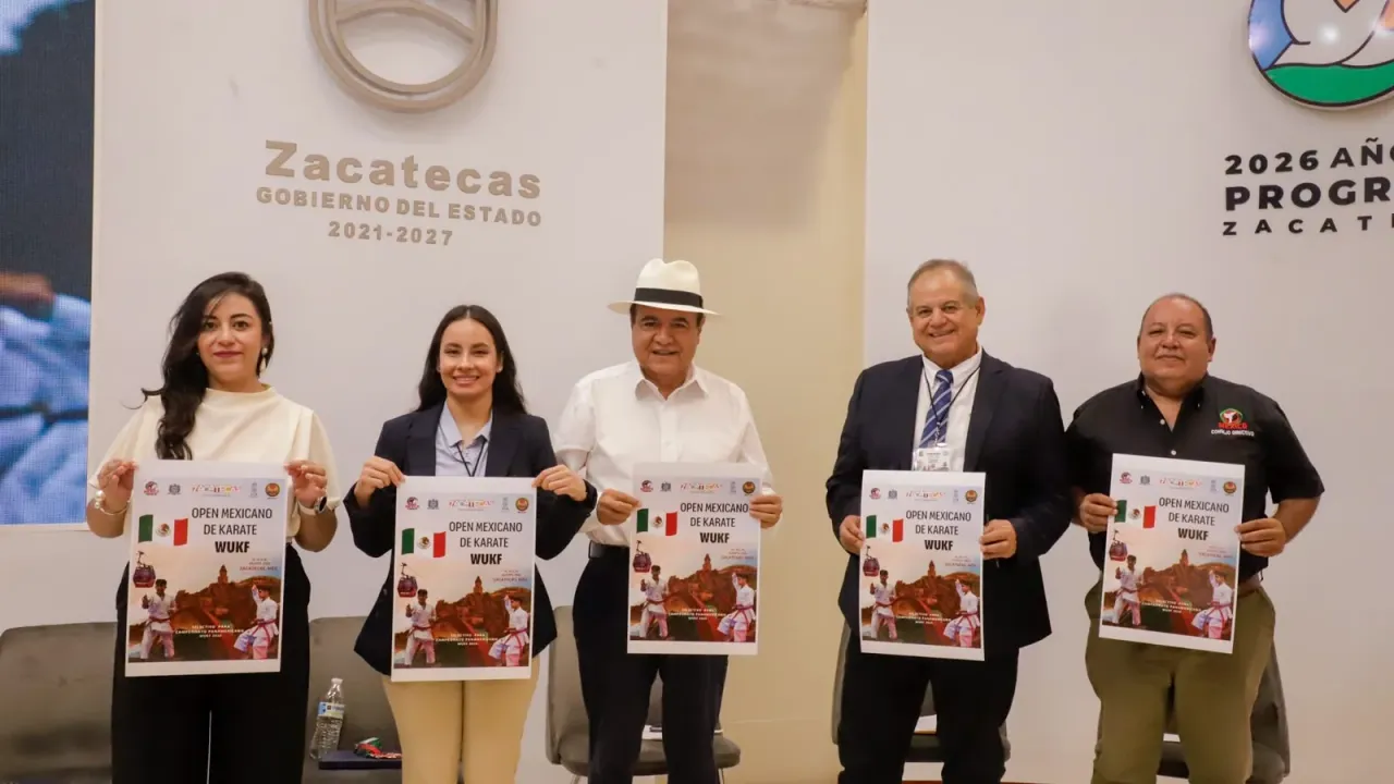 Karatecas durante la inauguración del Open Mexicano de Karate en Zacatecas