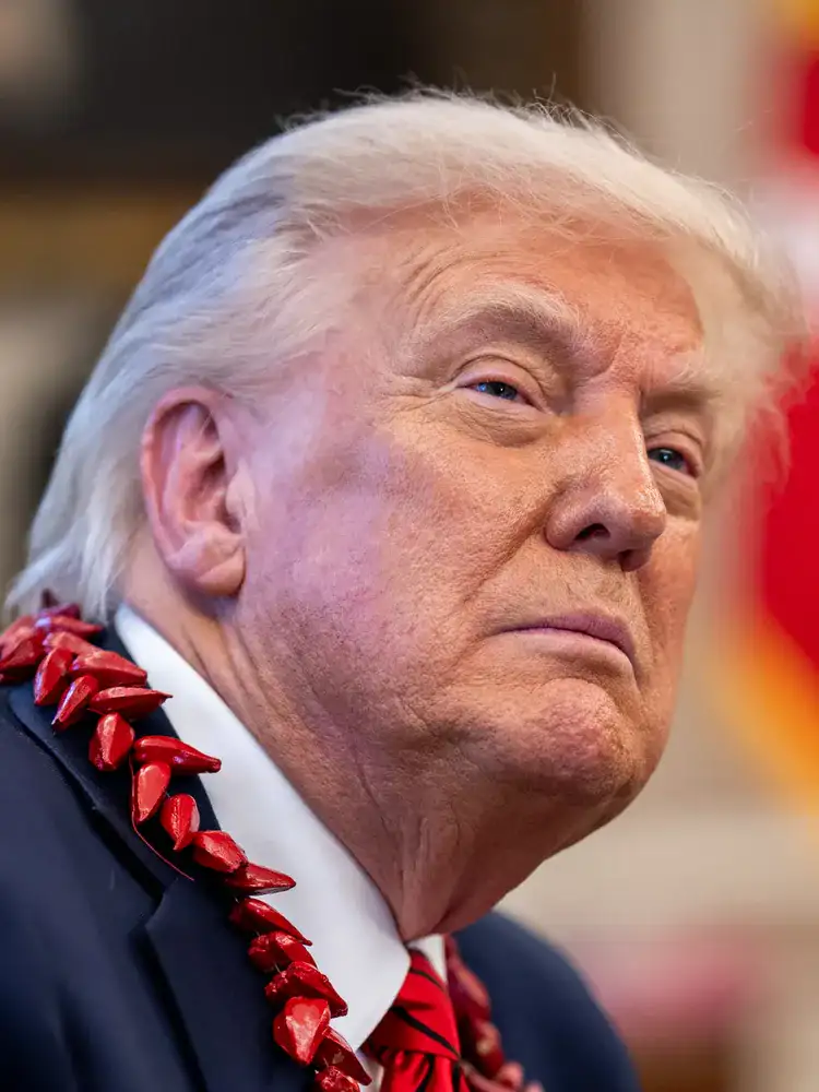 Imagen editorial de apoyo para la nota: Trump difunde mapa intervenido de Irán y agita críticas por retórica imperial