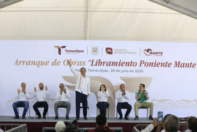 Gobernador de Tamaulipas durante evento de inicio de obras en El Mante